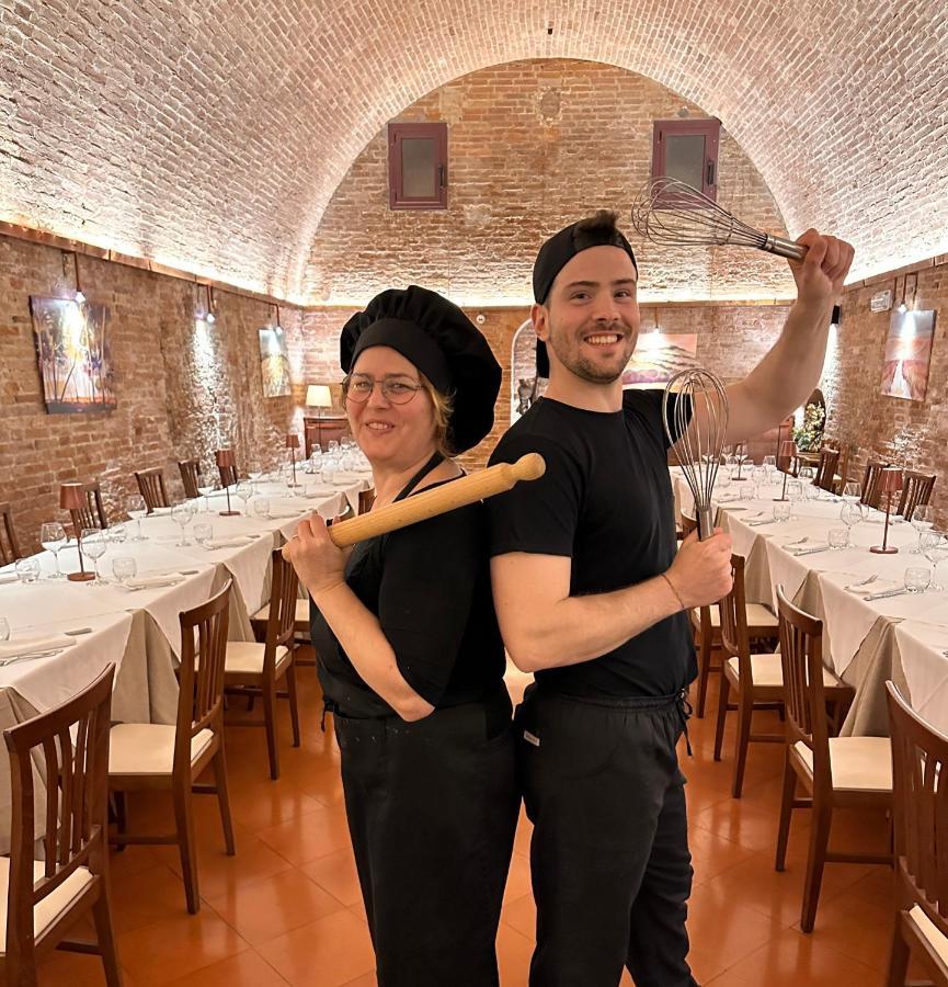 Hotel Ristorante Borgo Antico Monteroni dʼArbia