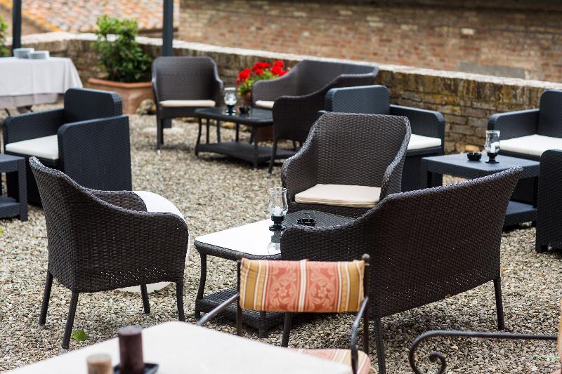 Hotel Ristorante Borgo Antico Monteroni dʼArbia